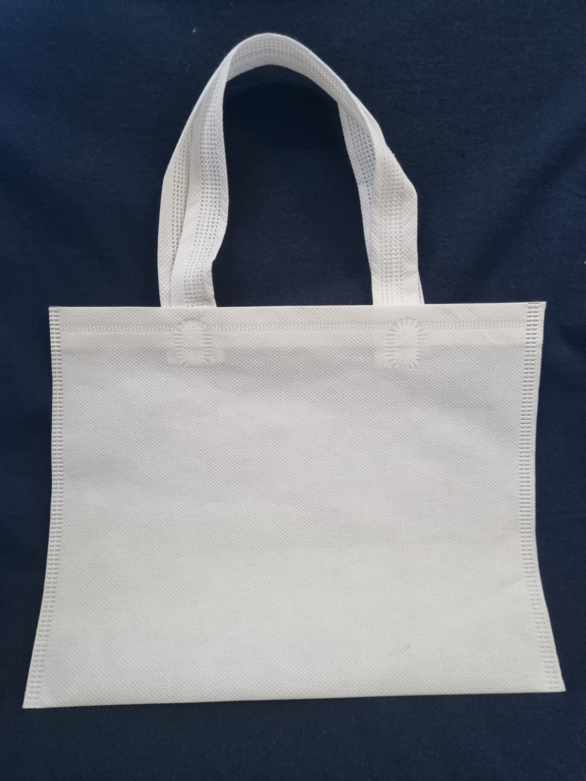 BOLSA ECOLOGICA DULCERA COLOR BLANCO (ANCHO 26CM LARGO 20CM)